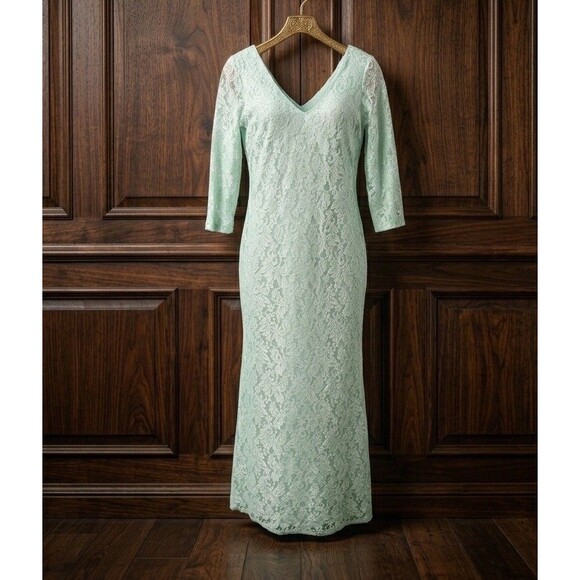 MARINA Dresses & Skirts - NWT Marina Women's Size 10 Mint Aqua Lace Sleeveless A-Line Maxi Dress Gown Prom